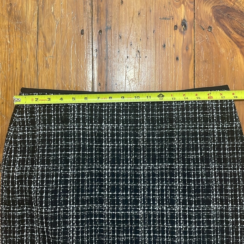 WHITE HOUSE BLACK MARKET Women Cotton Blend Pencil Skirt Tweed Pleat Decor 12 - Picture 2 of 7
